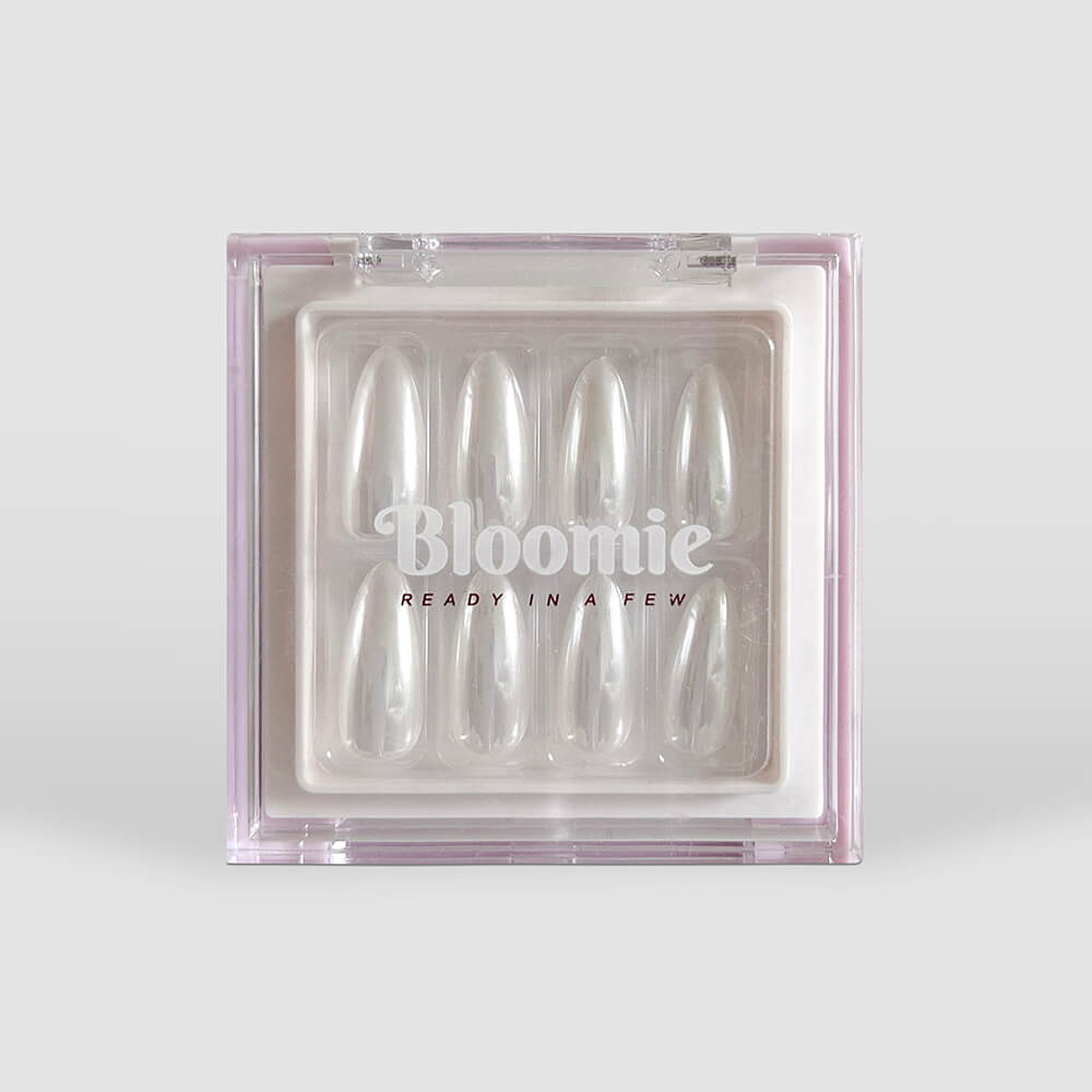 silver chrome press on nails medium length almond shape